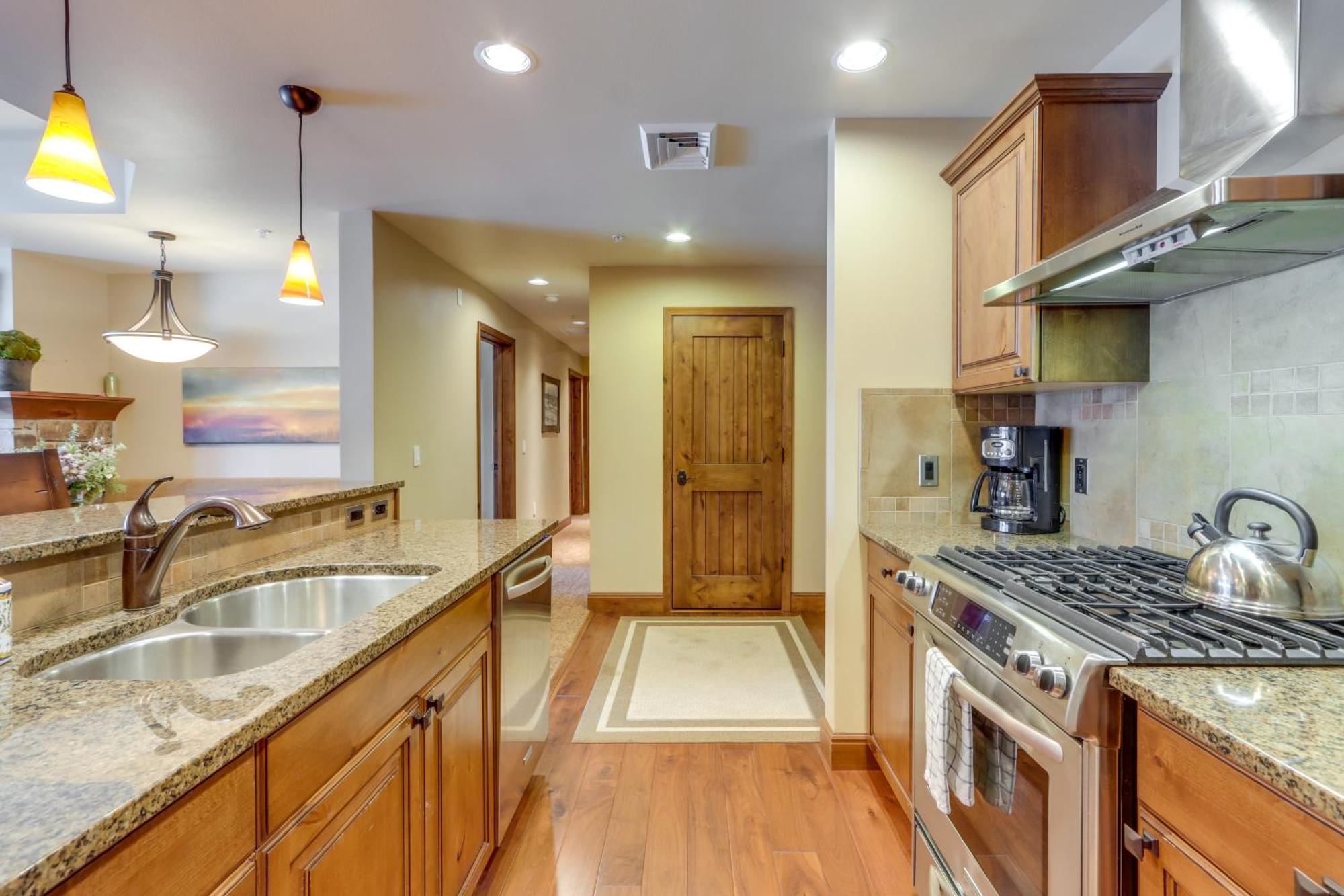 Stunning Getaway In The Heart Of Downtown Mccall Dış mekan fotoğraf